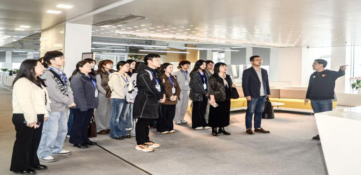 【访企拓岗】访企拓岗促就业 产教融合育英才 ——南京审计大学外国语学院赴南部新城管委会与舜禹集团开展交流合作